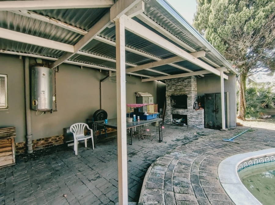 4 Bedroom Property for Sale in Wilkoppies North West